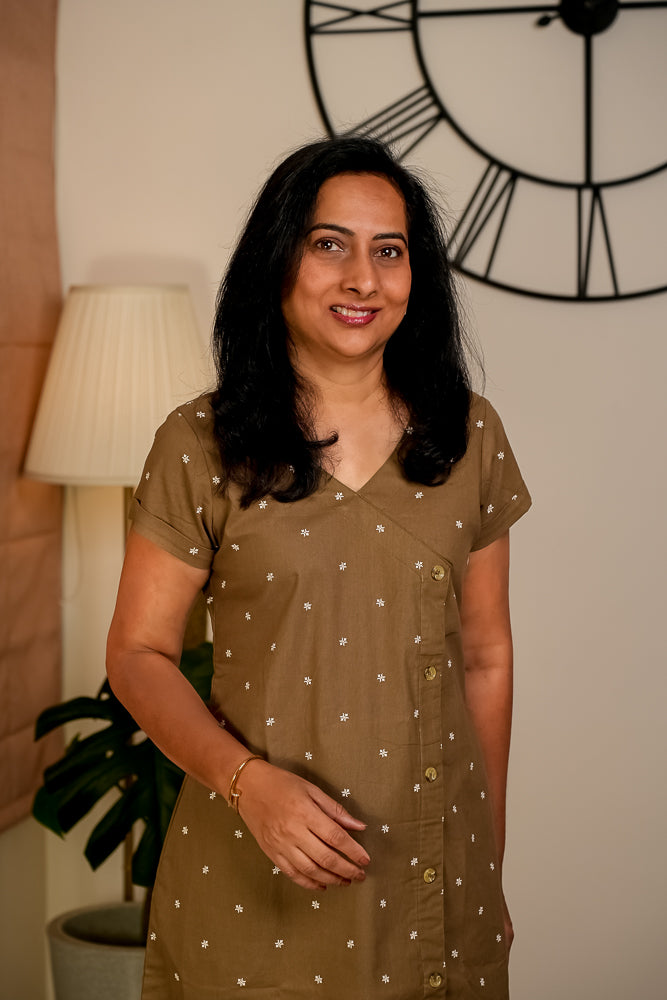 Earthy Brown Cotton Casual Midi Dress